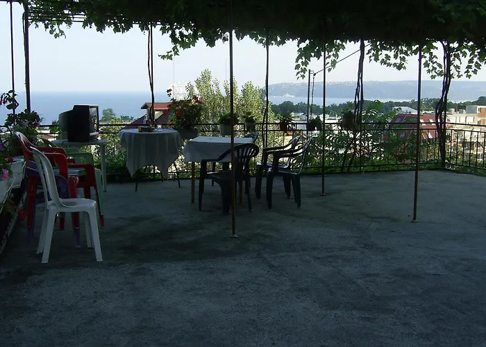 招待所 New Worker - Wo Za Diman 瓦爾納