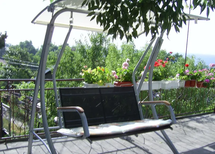 招待所 New Worker - Wo Za Diman 瓦爾納