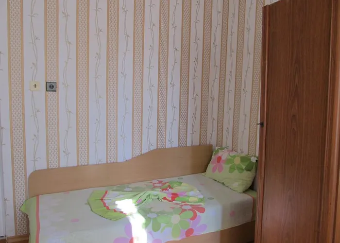 New Worker - Wo Za Diman 2* Varna